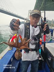 [진해] [진해 문어낚시]묵직하게 올라오는 굵직굵직 돌문어 찐한 손맛~!…